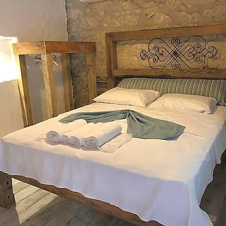 Livan Delux 3* Alaçatı